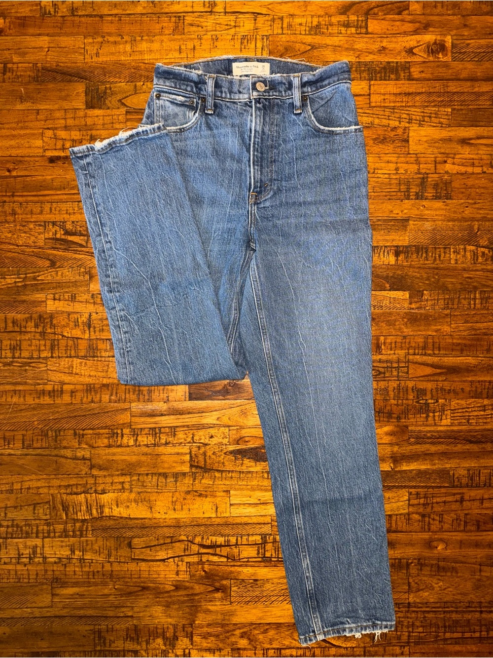 Abercrombie & Fitch The 90s Straight Ultra High Rise - Size 26/2 Short